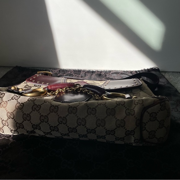 Gucci Vintage Monogram Horsebit Shoulder Bag - Picture 5 of 13